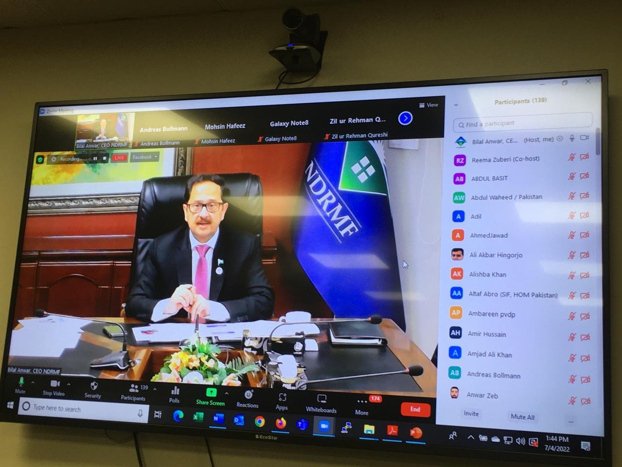 A screen showing Bilal Anwar chairing an NDRMF webinar for 139 participants, streamed live